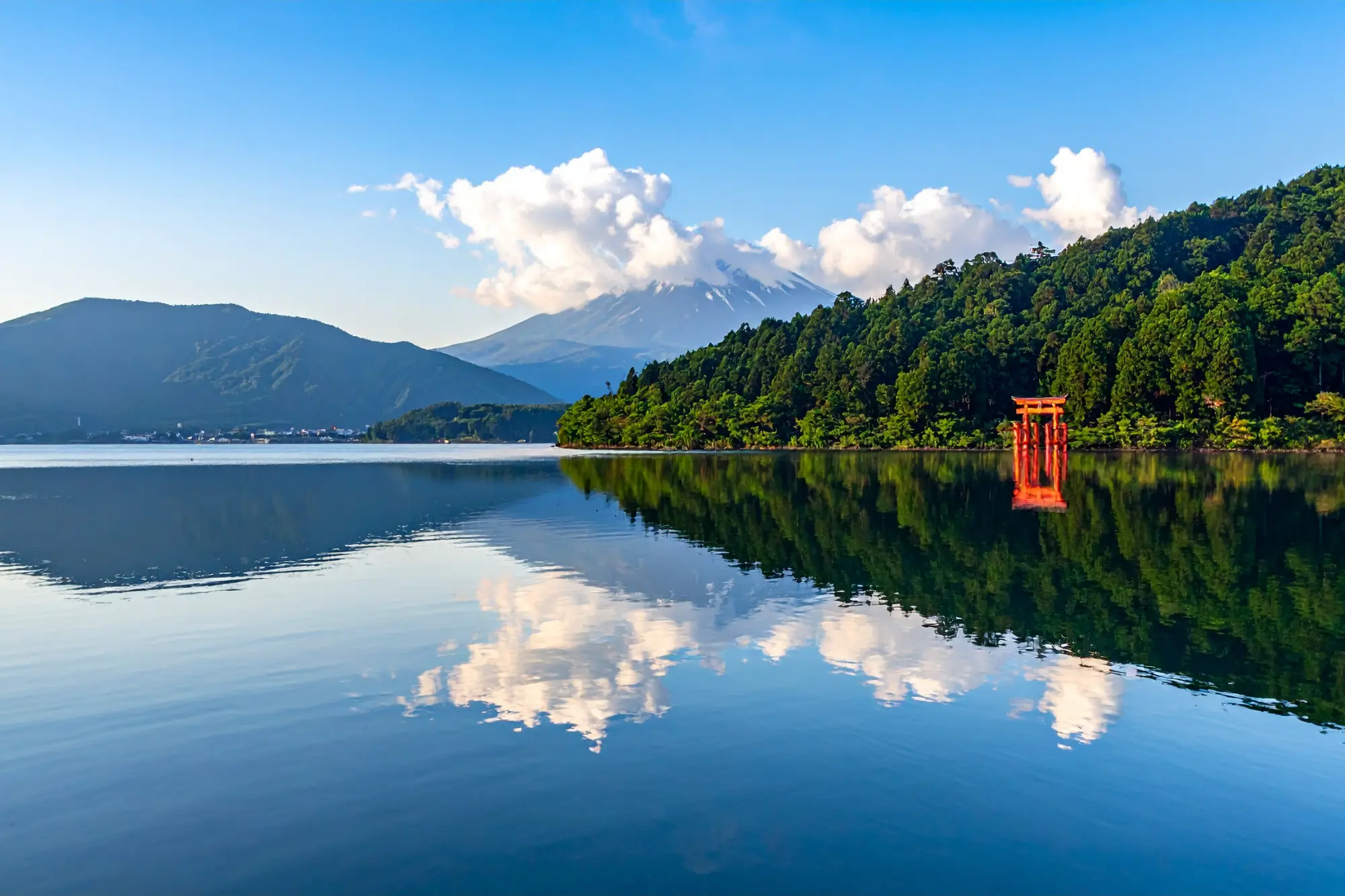 Lake Ashi Cruise