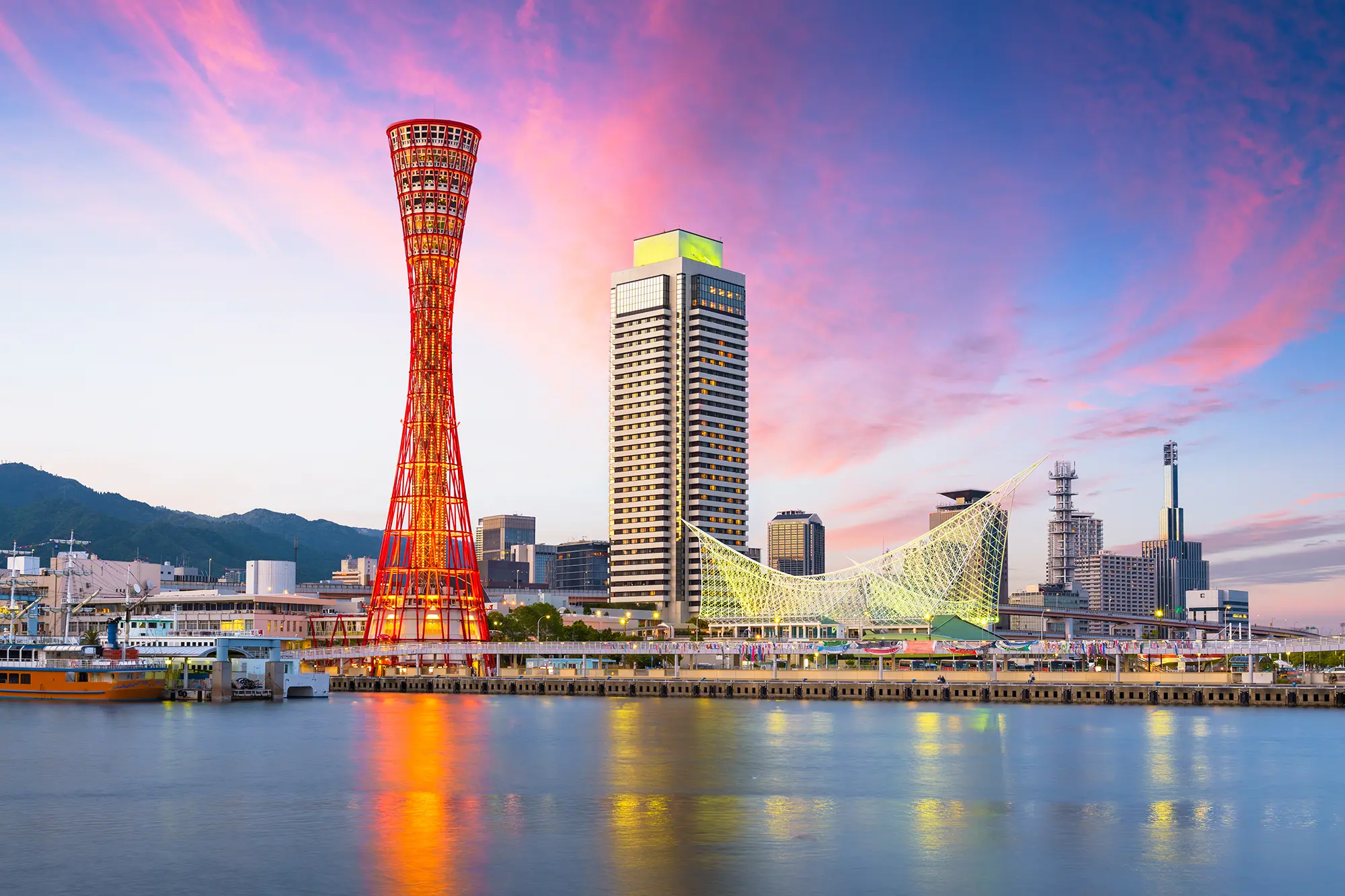 Kobe Port at night