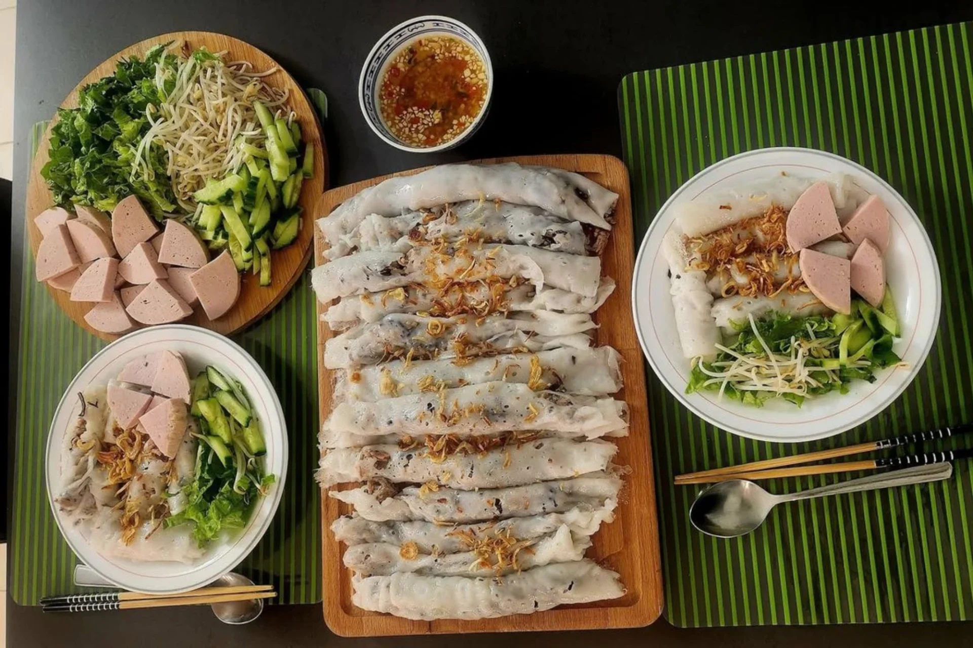 Banh Cuon Vietnamese steamed rice rolls