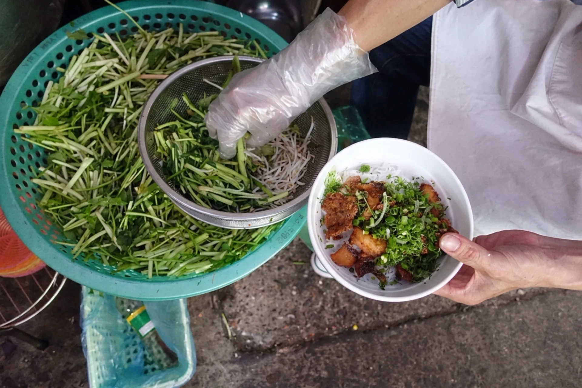Foods to Avoid in Vietnam to Prevent Stomach Issues