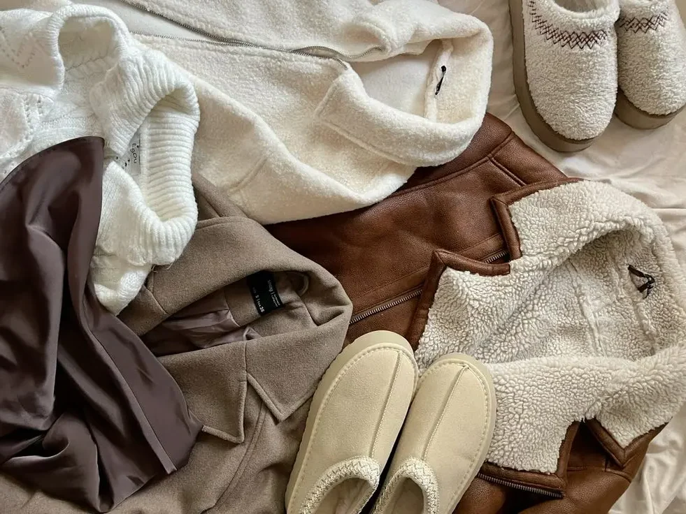 Warm clothes for Japan autumn travel