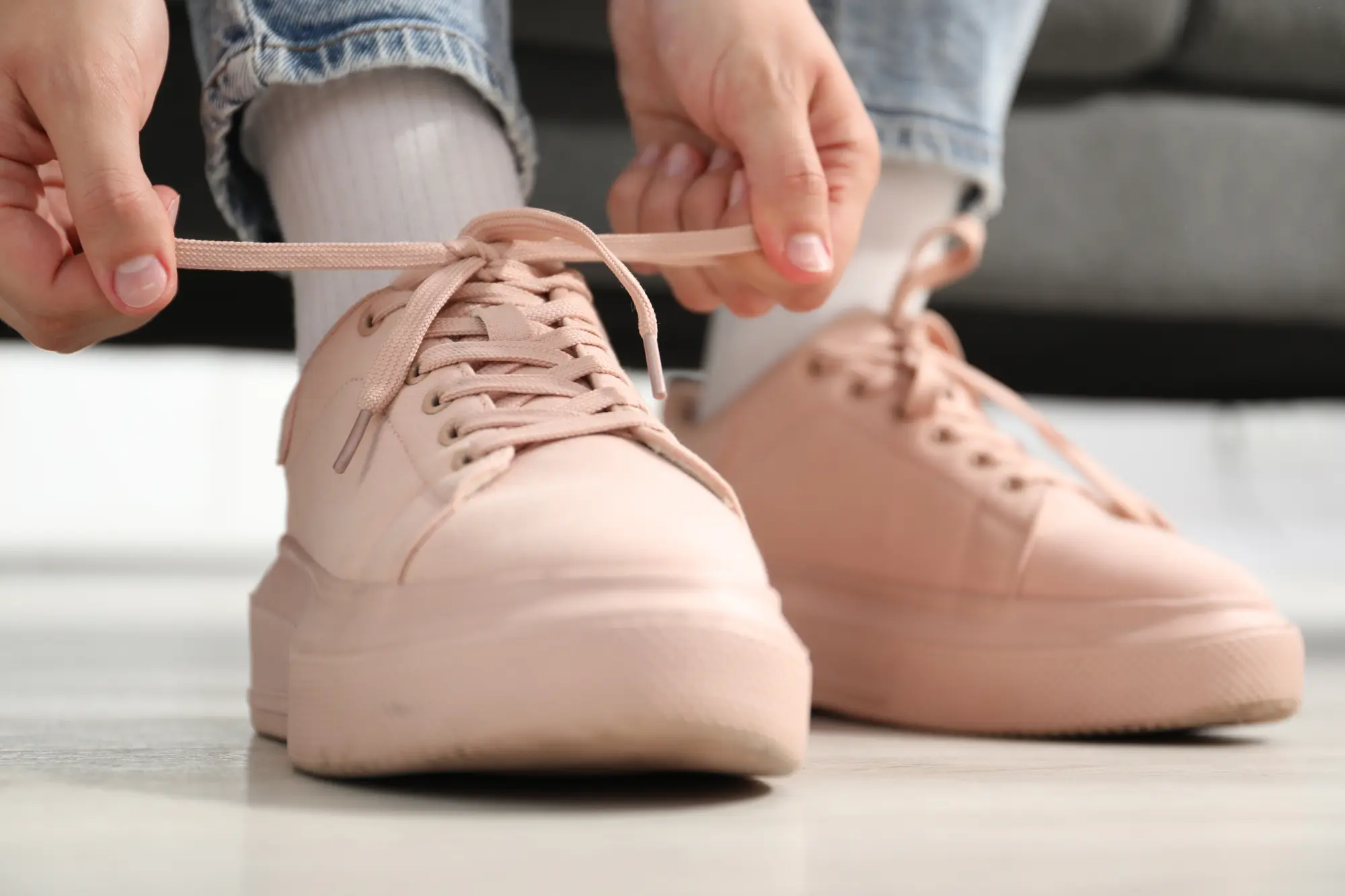 Comfortable and warm walking shoes
