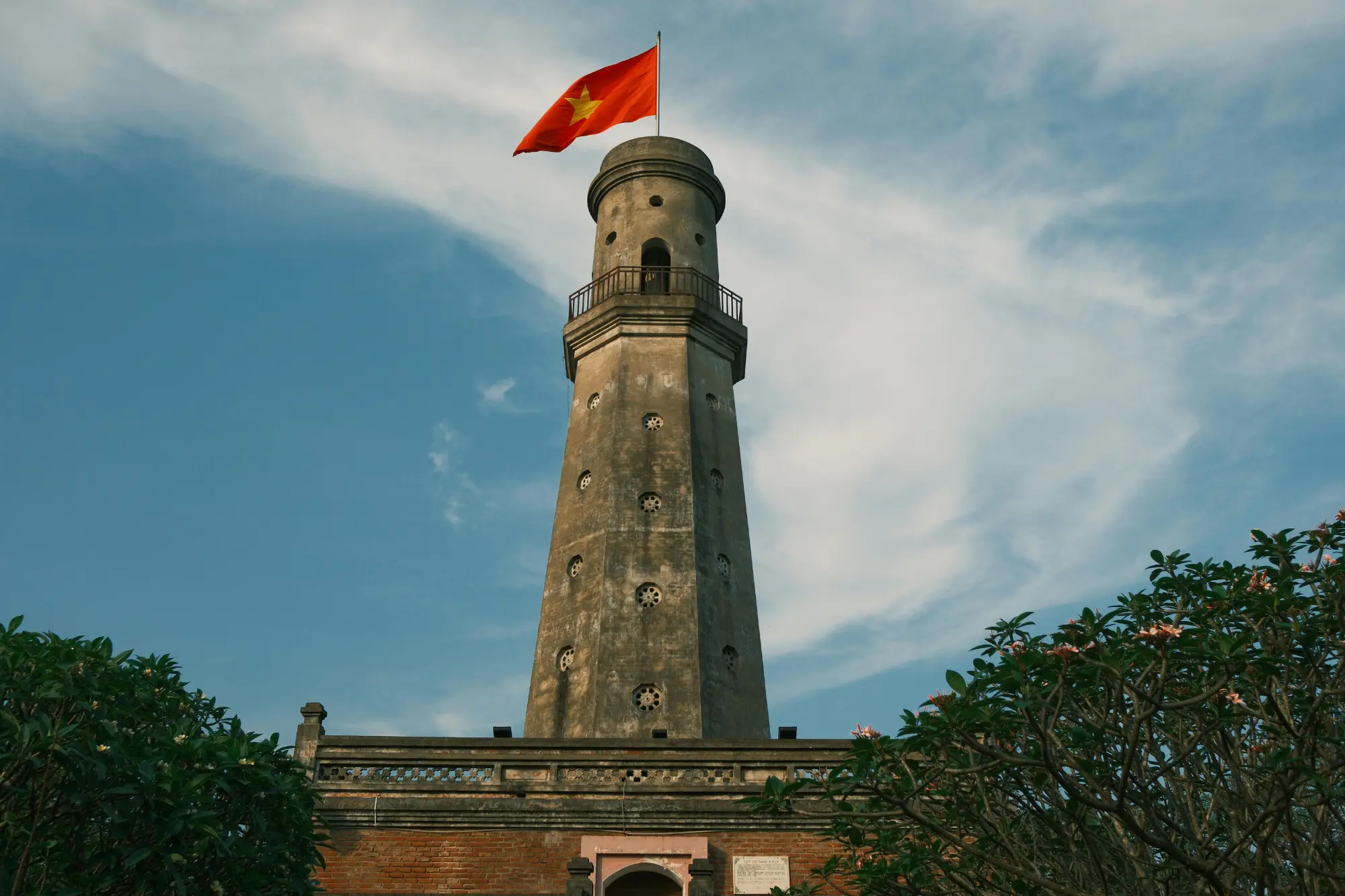 Flag Tower of Hanoi